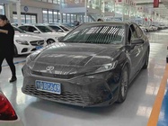 Toyota Camry 2025