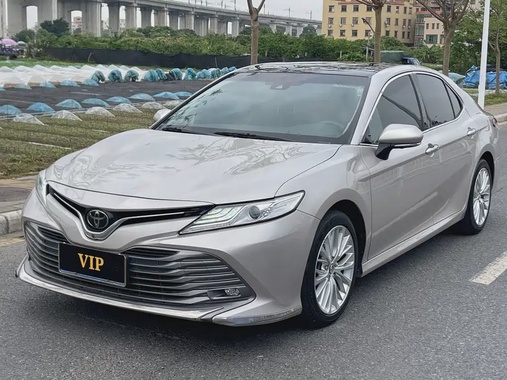 Toyota Camry 2018