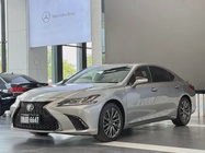 Lexus ES 2020