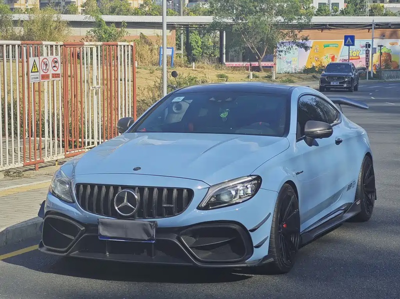 Mercedes-Benz C-Class