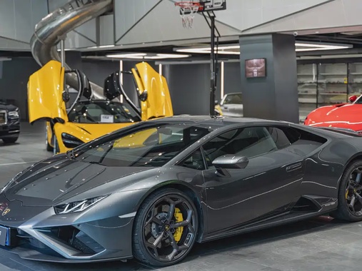 Lamborghini Huracan 2021