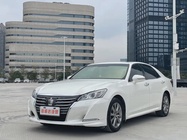 Toyota Crown 2016
