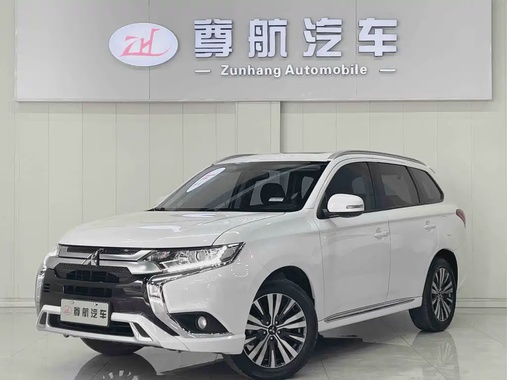 Mitsubishi Outlander 2023