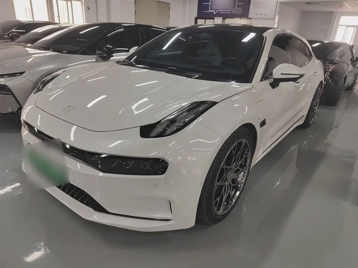 Zeekr 001 2022
