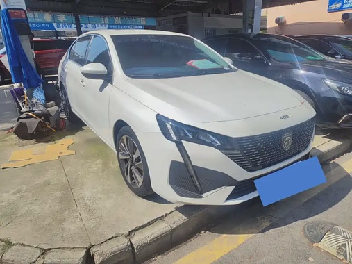 Peugeot 408 2023