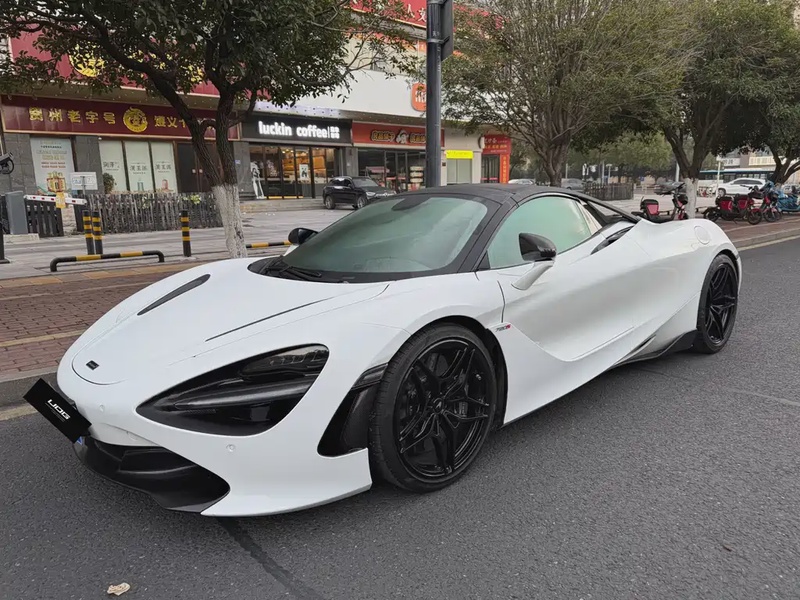 McLaren 720S