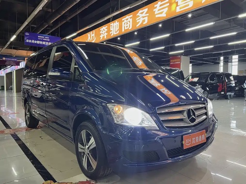 Mercedes-Benz Viano 2010