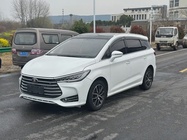 BYD MAX 2018