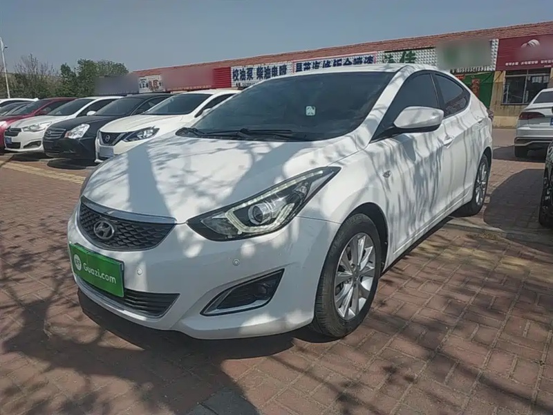Hyundai Elantra