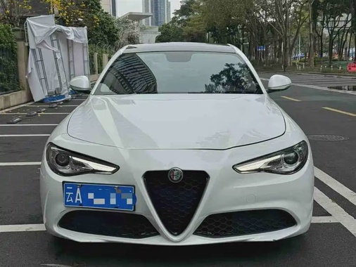 Alfa Romeo Giulia 2017