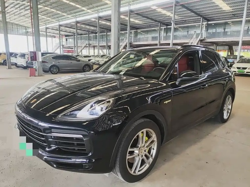 Porsche Cayenne 2021