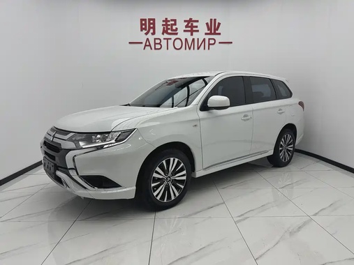 Mitsubishi Outlander 2022