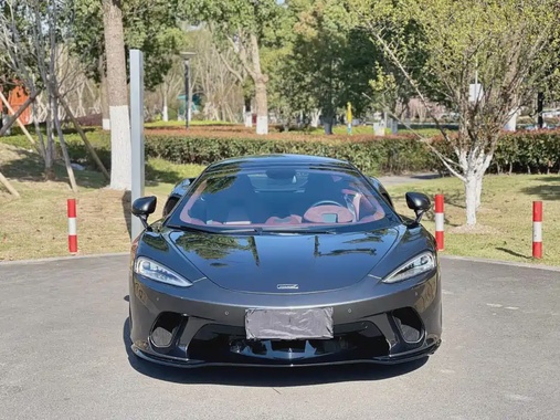 McLaren GT 2023
