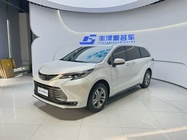 Toyota Sienna 2025
