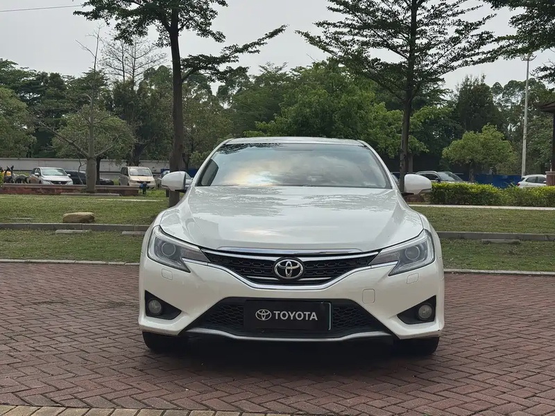Toyota Reiz