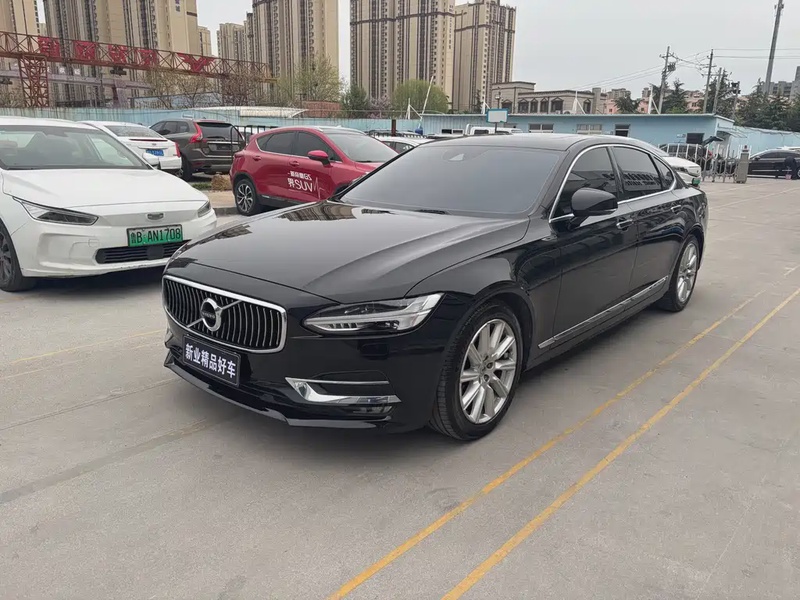 Volvo S90