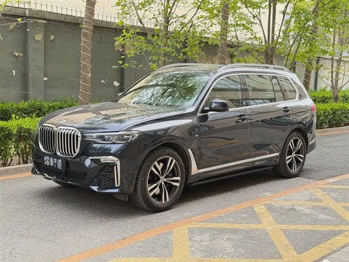 BMW X7 2021