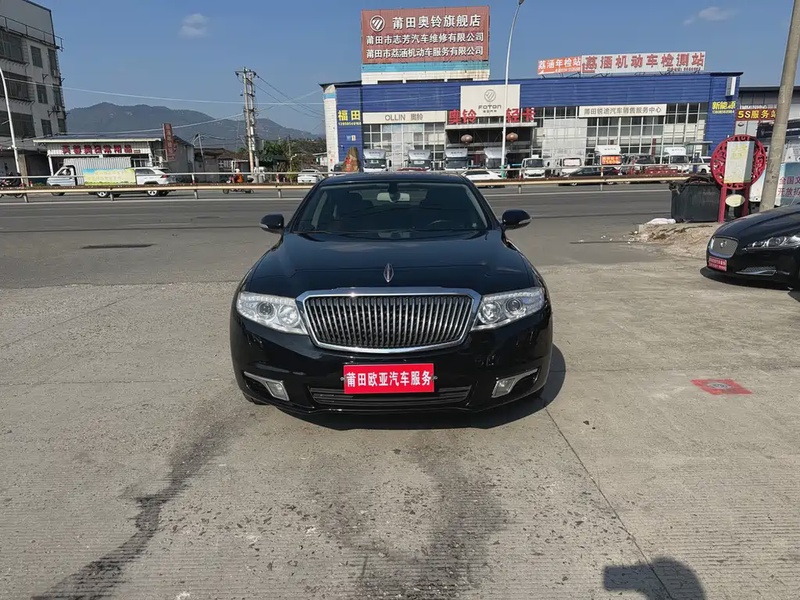 Hongqi H7