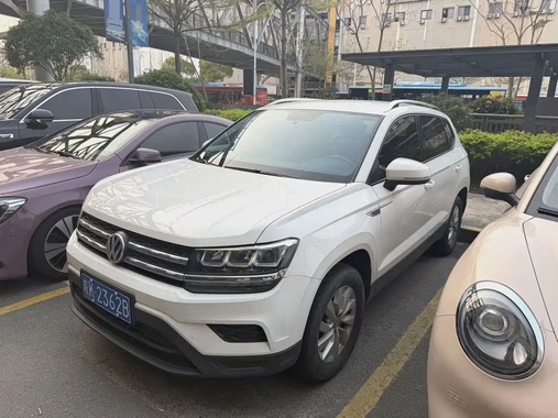 Volkswagen Tharu 2018