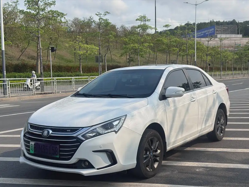 BYD Qin