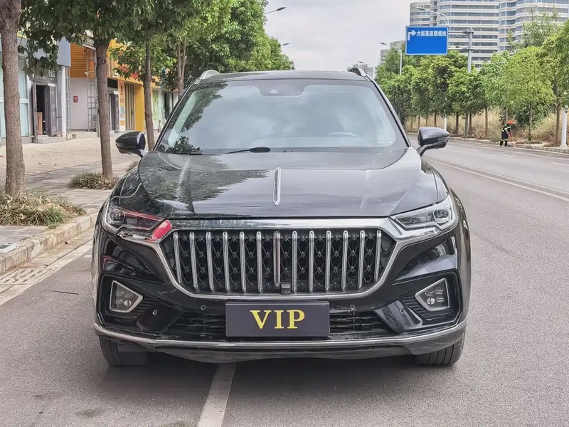 Hongqi HS5