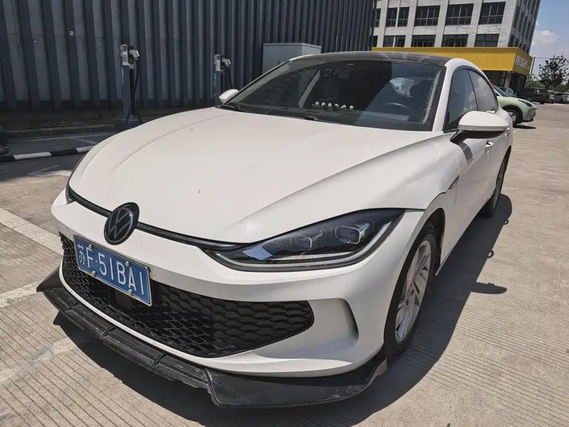 Volkswagen Lamando