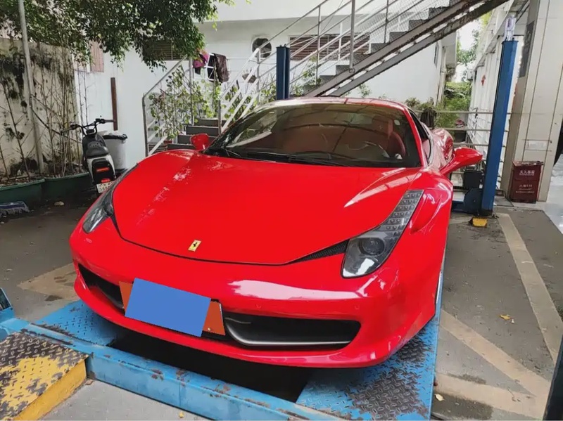 Ferrari 458