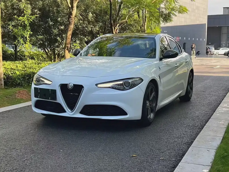 Alfa Romeo Giulia