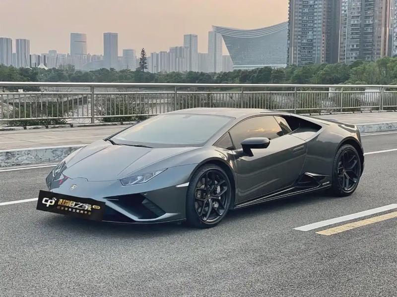 Lamborghini Huracan
