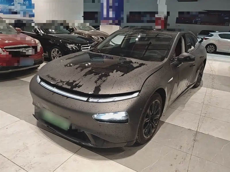 XPeng P7