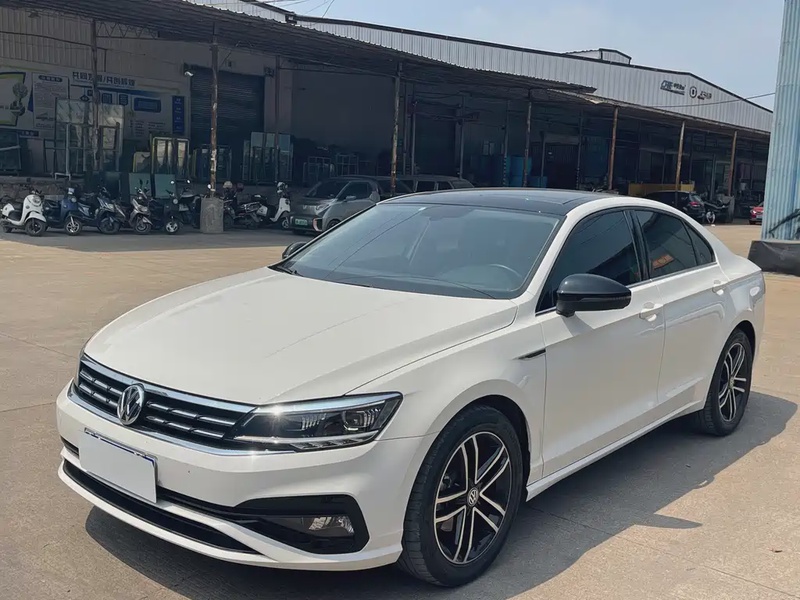 Volkswagen Lamando