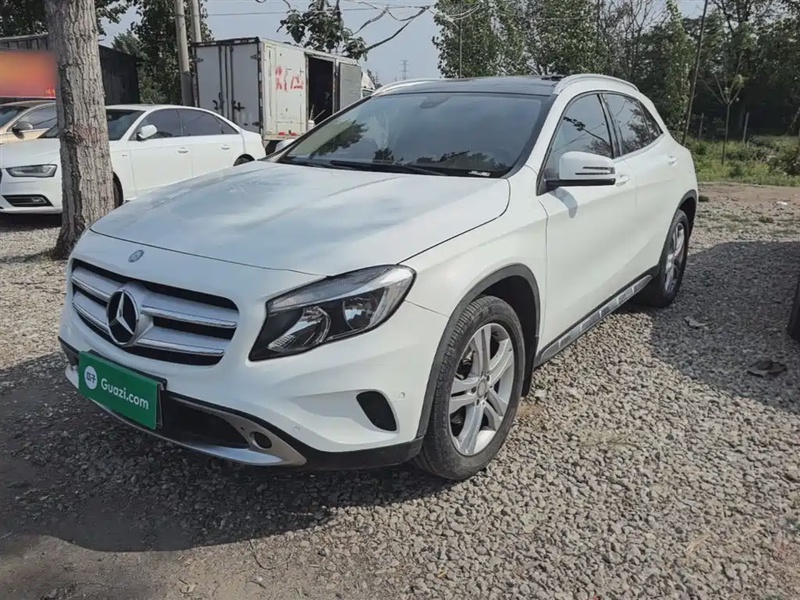 Mercedes-Benz GLA-Class