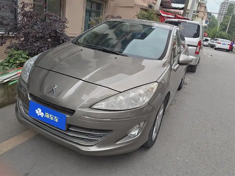Peugeot 408