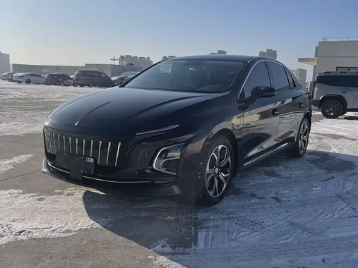 Hongqi E-QM5 2022