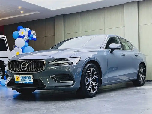 Volvo S60 2024