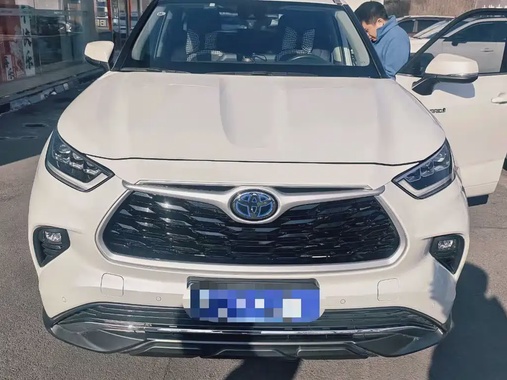 Toyota Highlander 2021