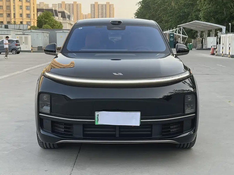 Li Auto L9