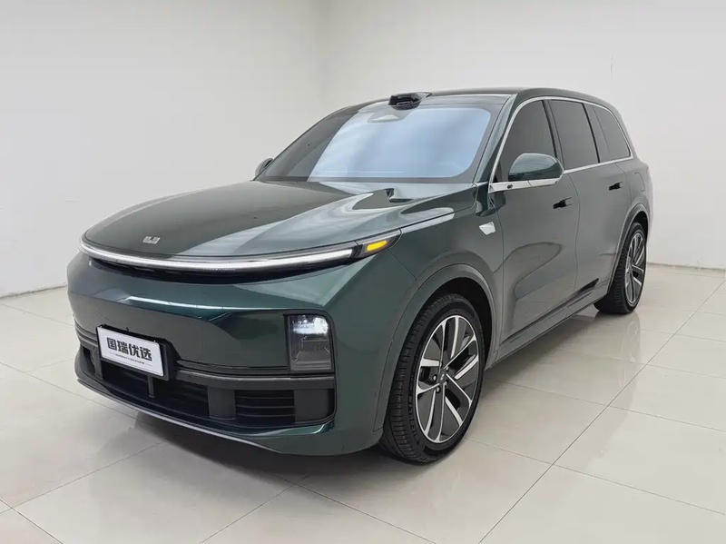 Li Auto L8