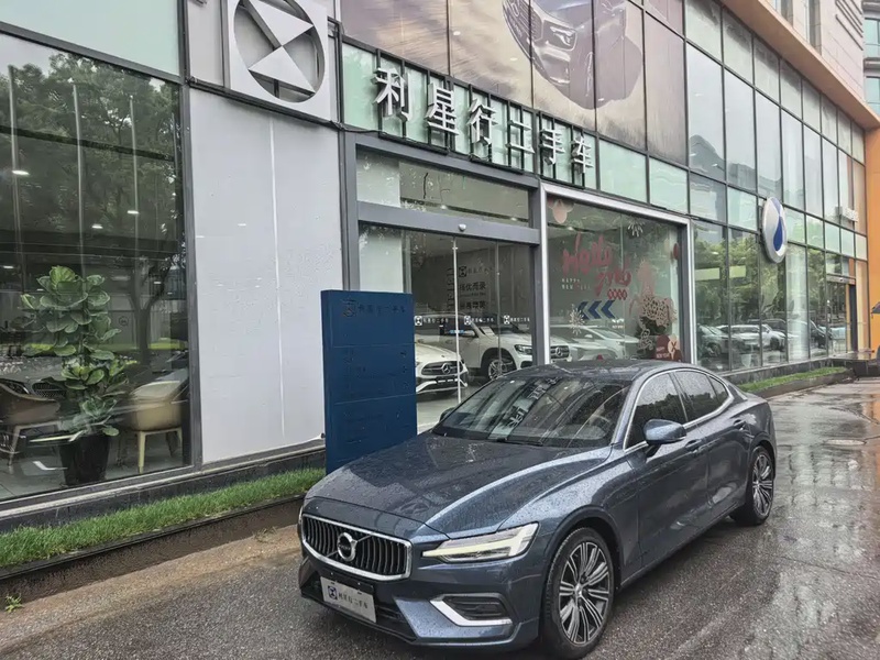 Volvo S60