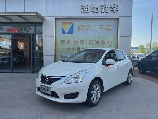 Nissan Tiida 2015