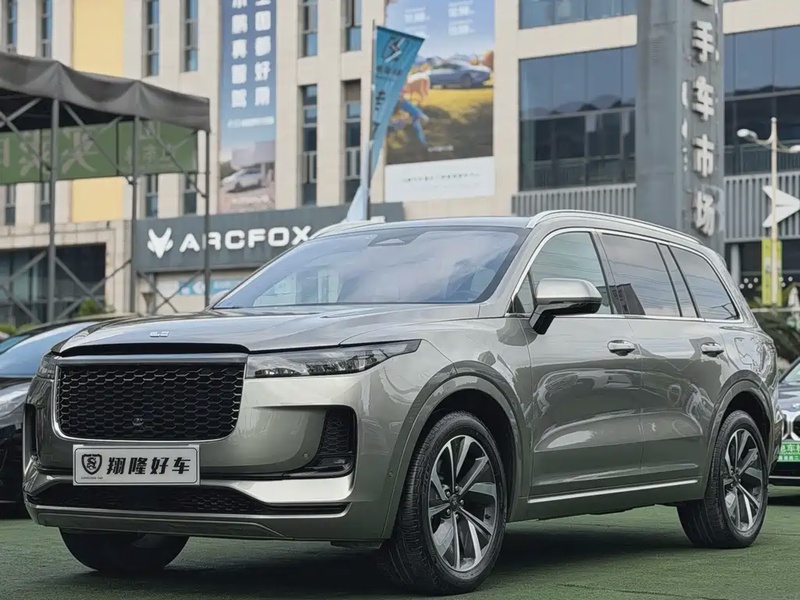 Li Auto ONE