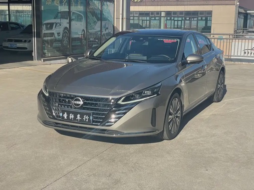 Nissan Teana 2022