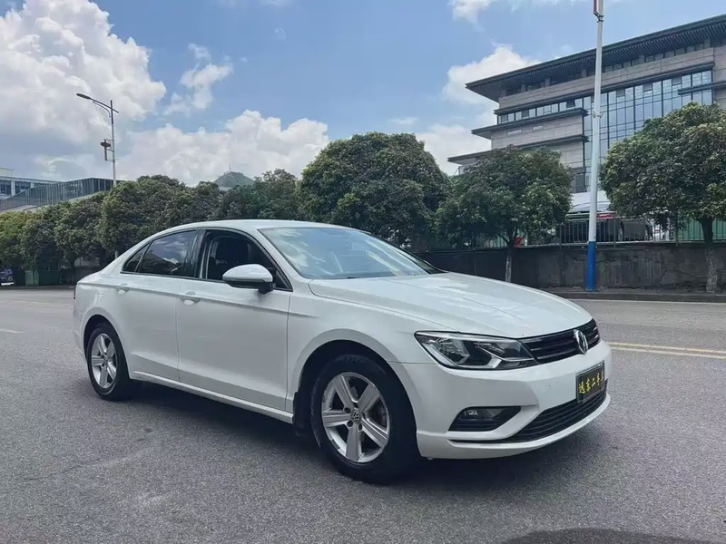 Volkswagen Lamando