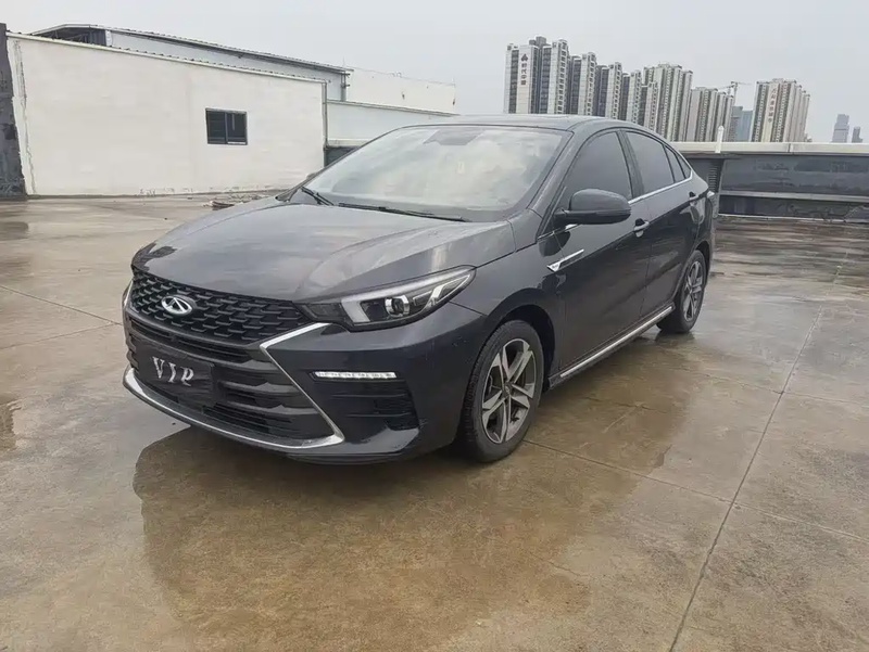 Chery Arrizo 5