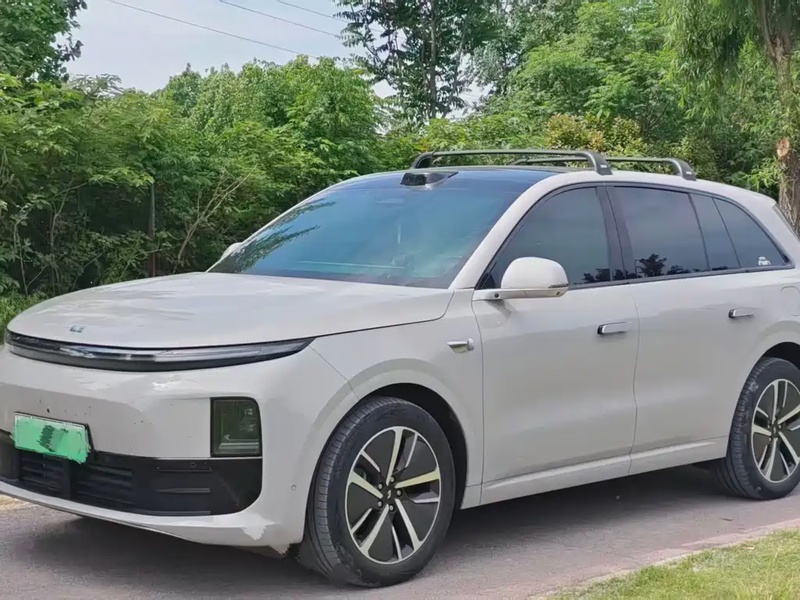 Li Auto L6