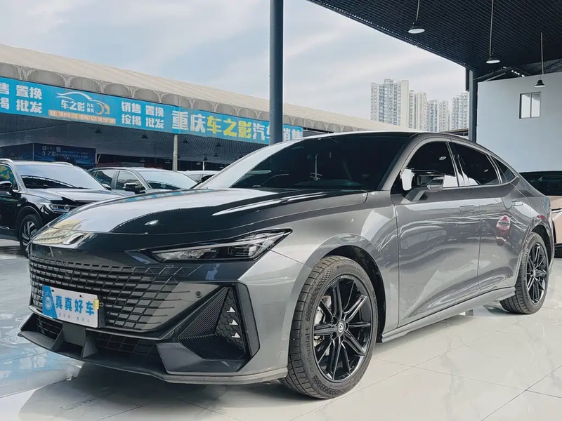 Changan UNI-V