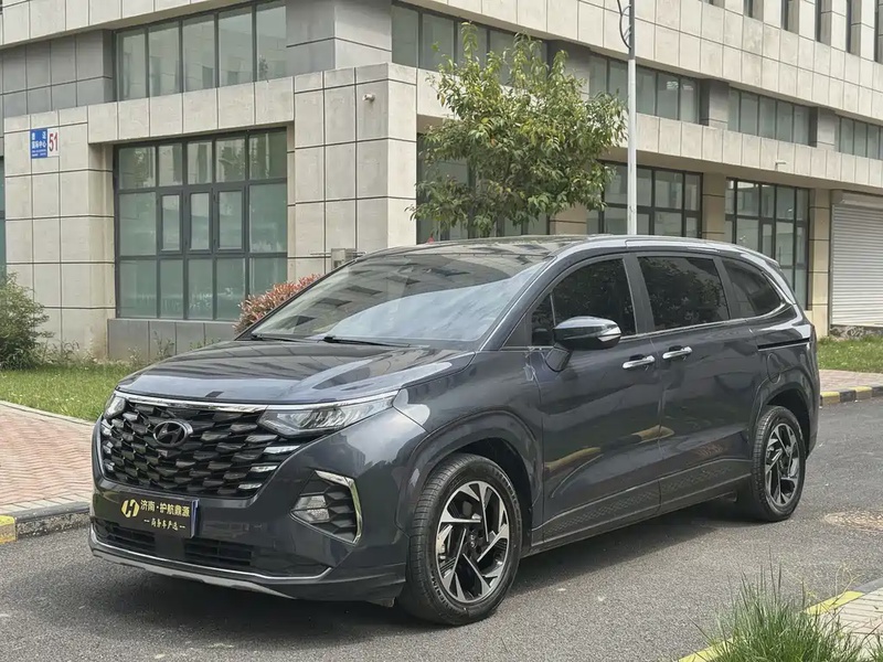 Hyundai Custo
