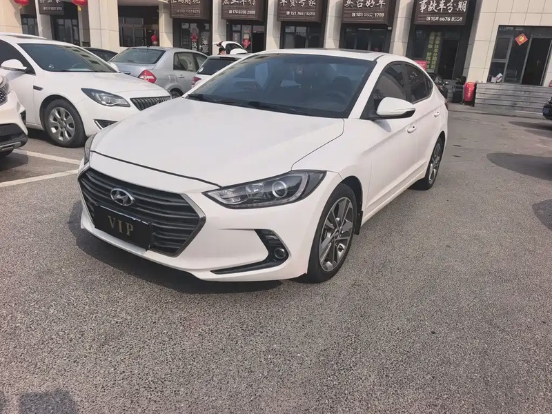 Hyundai Elantra