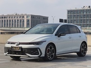 Volkswagen Golf 2025