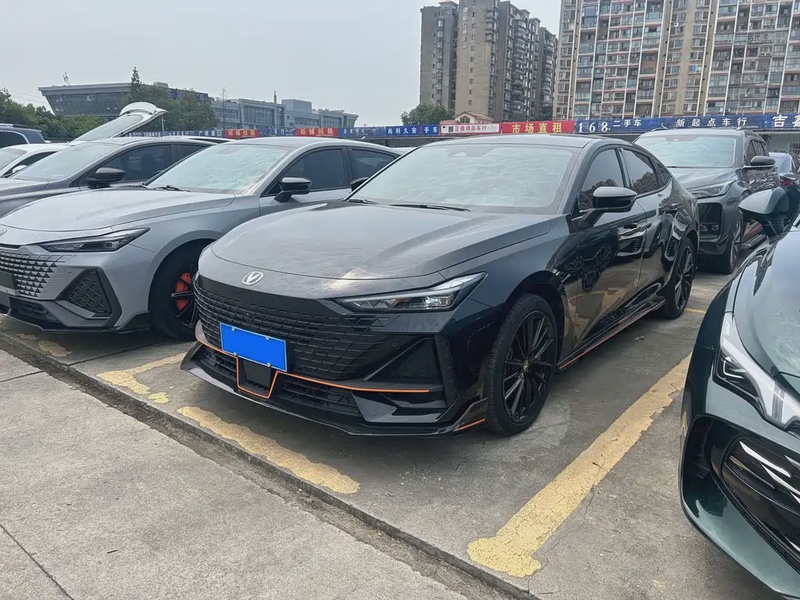 Changan UNI-V